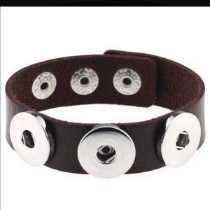 Leather cuff bracelet with snap clasp